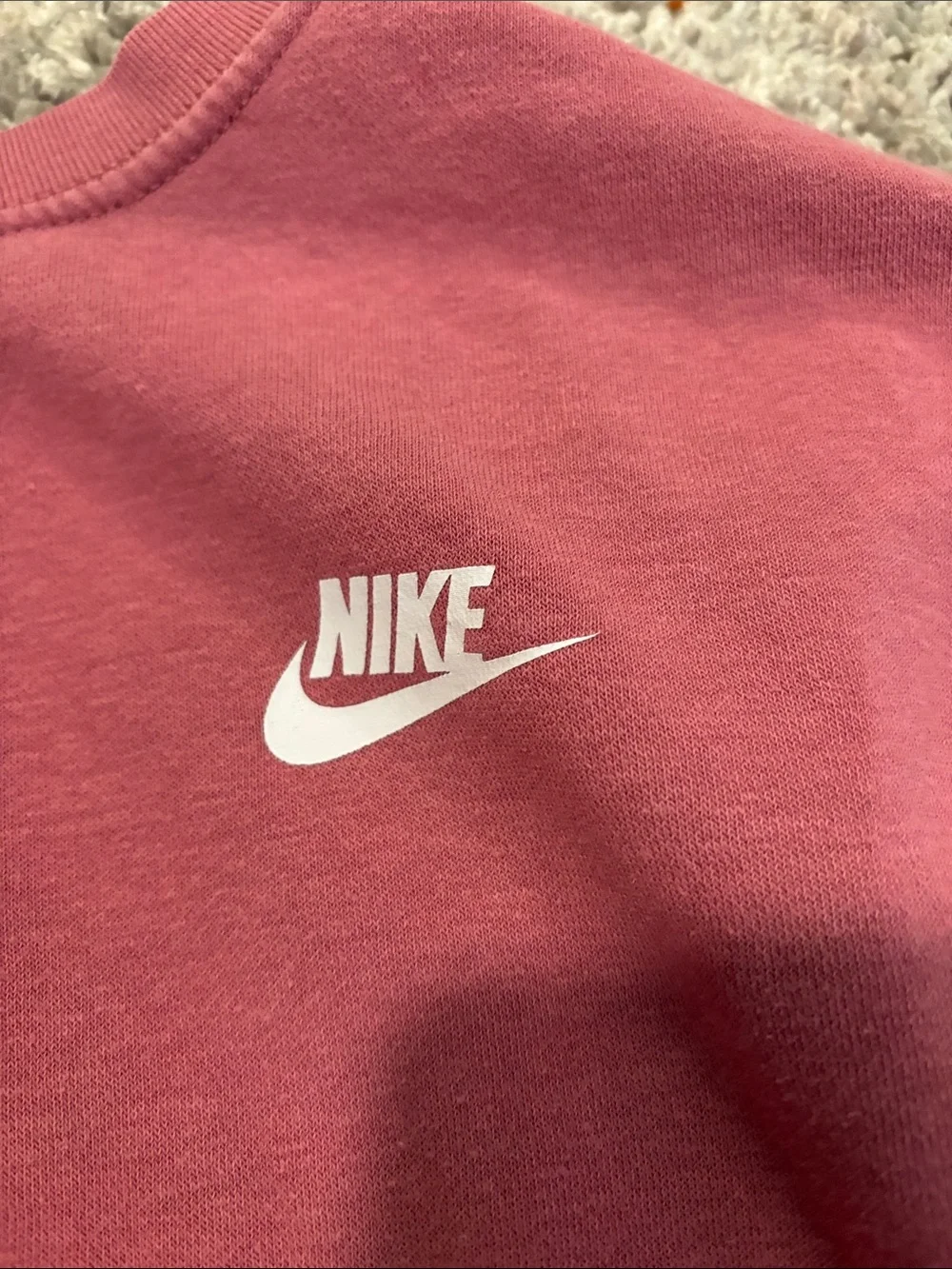Nike Women's Mauve Cropped Sweatshirt with White Logo